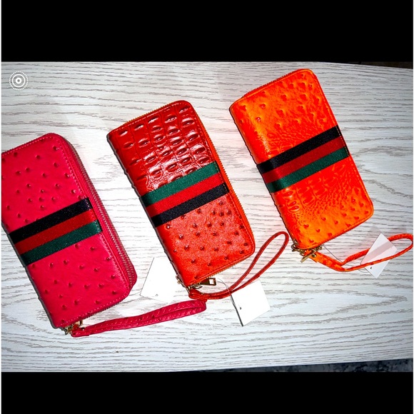 Fashion Wallets - Picture 2 of 6